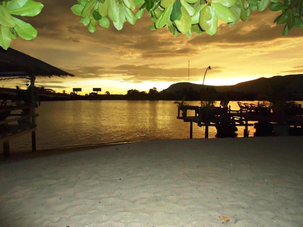Nyny Hotel Kampot Ngoại thất bức ảnh