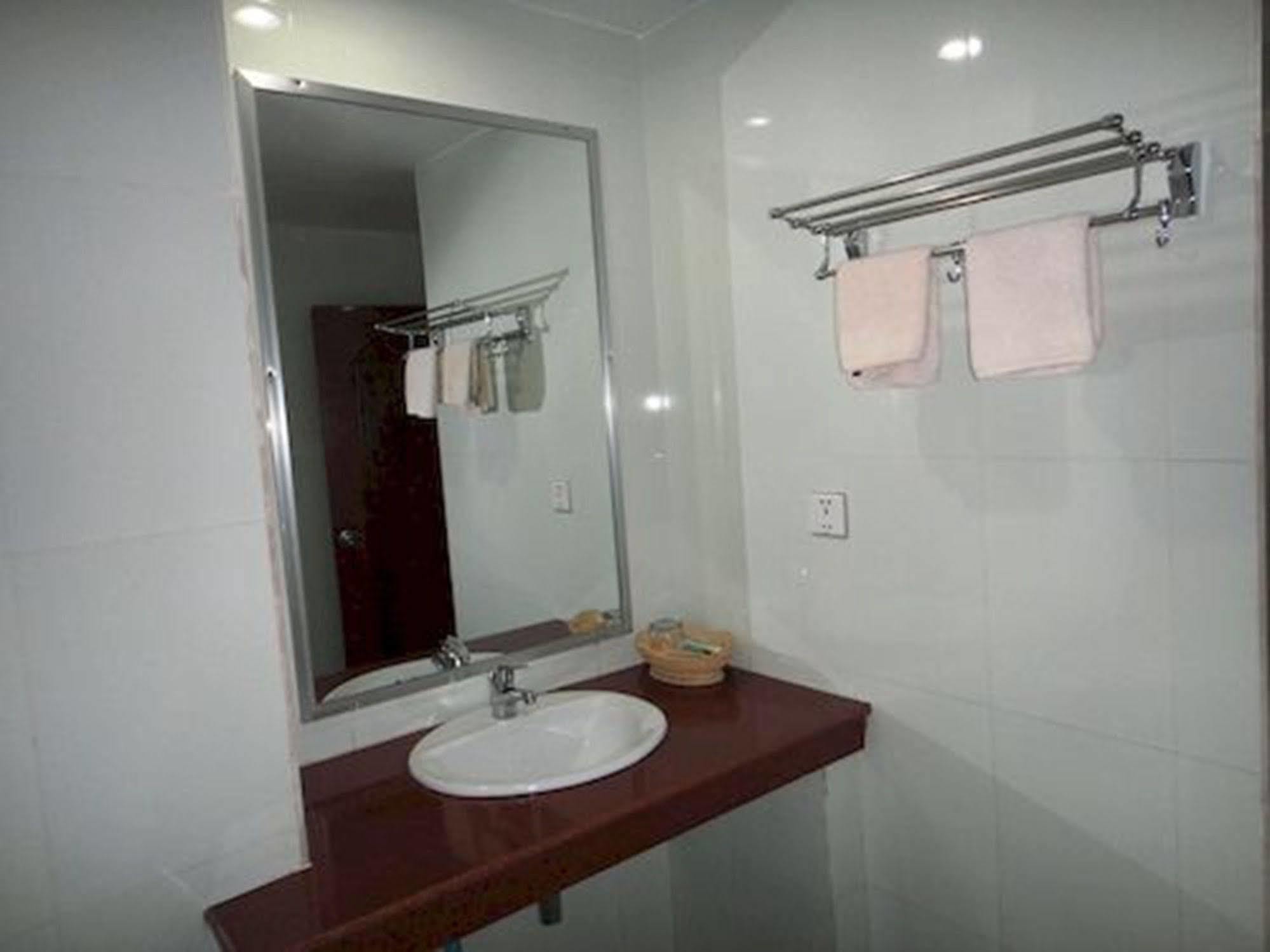 Nyny Hotel Kampot Ngoại thất bức ảnh