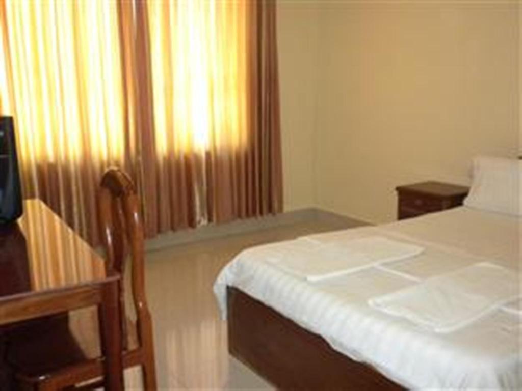 Nyny Hotel Kampot Phòng bức ảnh