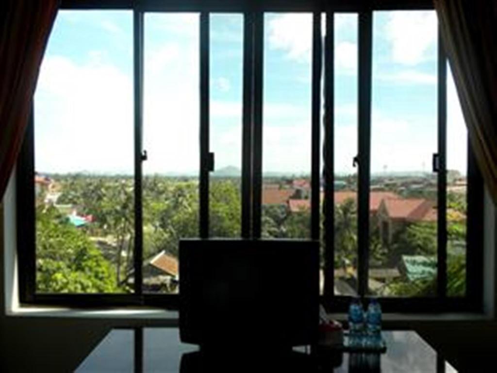 Nyny Hotel Kampot Ngoại thất bức ảnh